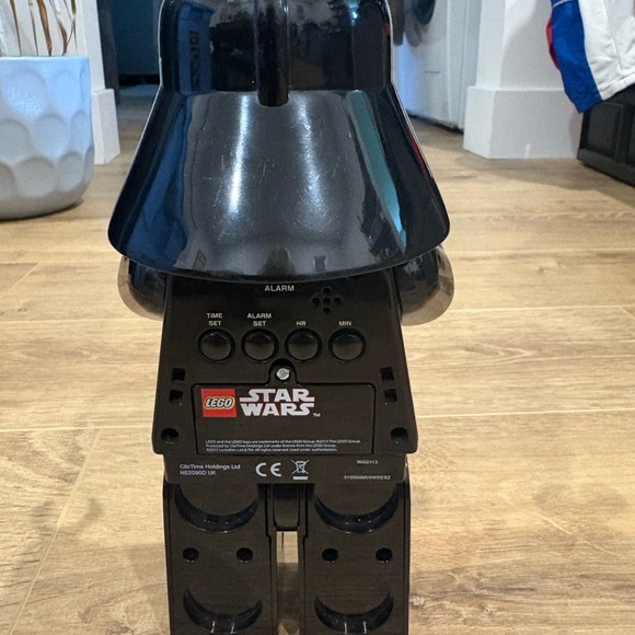 Darth Vader LEGO Alarm Clock - Picture 3 of 4